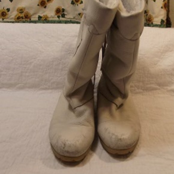 CHEROKEE Winter Boot, Womens, Sz: 10, Cream - Picture 3 of 7